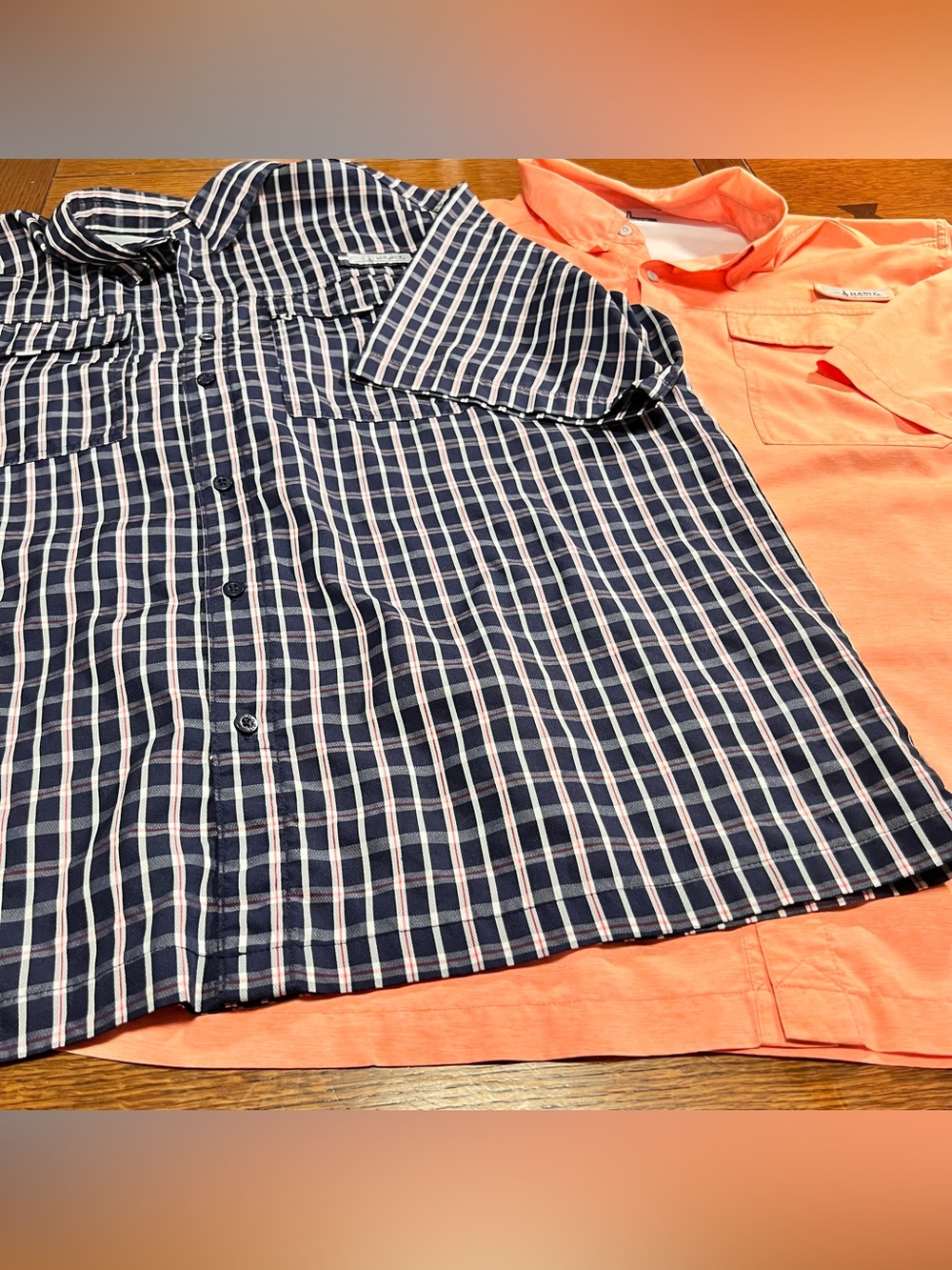 A-018 Habit Short-Sleeve Button-Up Shirts lot of 2
